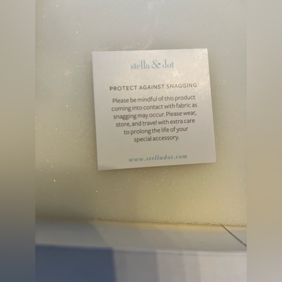 Stella and Dot Devina statement necklace item 05-38 - Picture 5 of 5